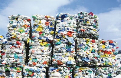 plasticrecycling_400_03